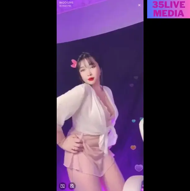 Như Ý 35live Diện Đồ Sexy Show Hàng Nóng Bỏng Hình 1